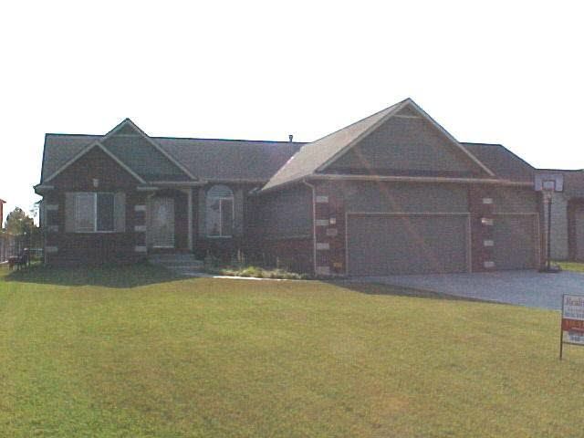 3131 N Tee Time, Wichita, KS 67205