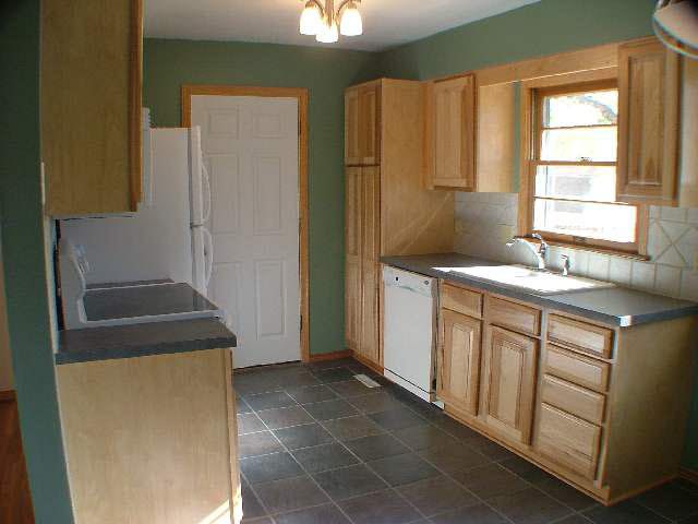 4203 Memory Ln, Wichita, KS 67212