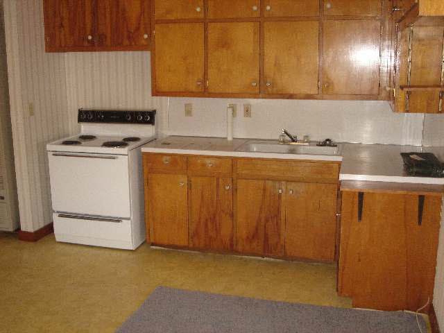 1152 N Georgie Ave, Derby, KS 67037