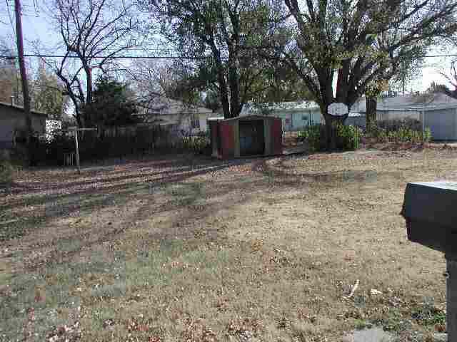 1928 S Millwood, Wichita, KS 67213