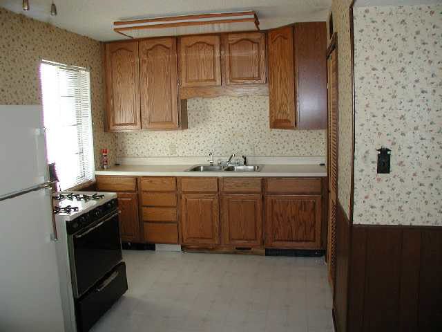 1928 S Millwood, Wichita, KS 67213