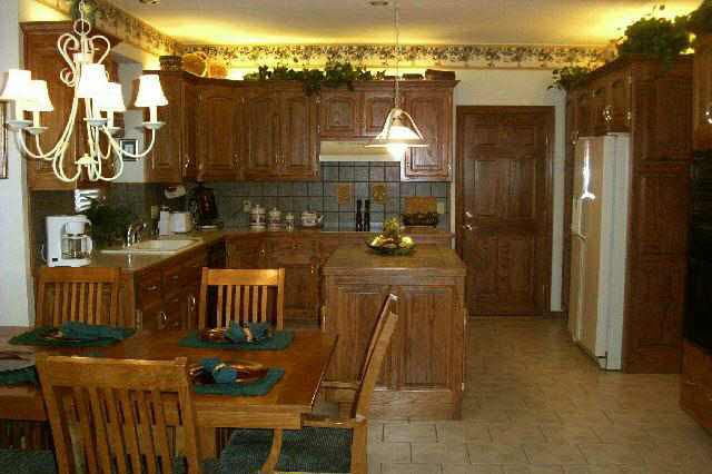16 E Stonebridge Cir, Wichita, KS 67230