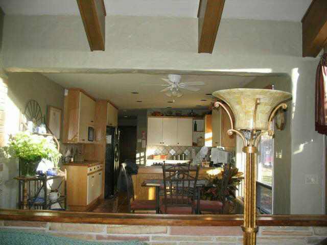 1210 Willow Ln, Wichita, KS 67208