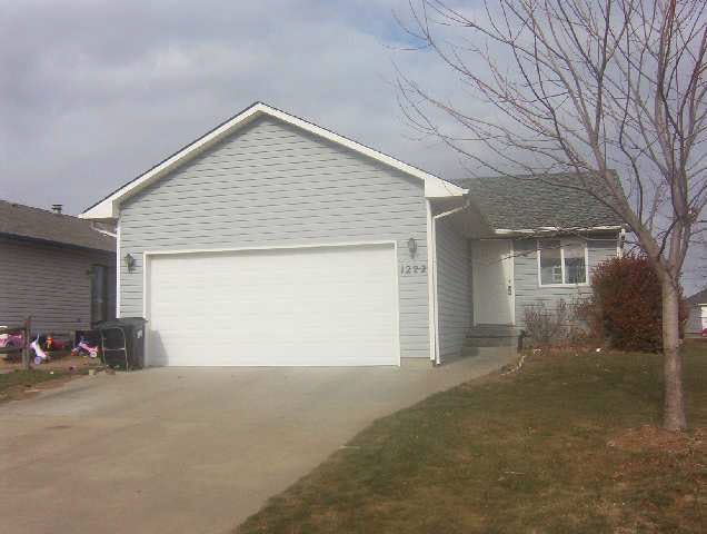 1222 Vilm Dr, Wichita, KS 67217