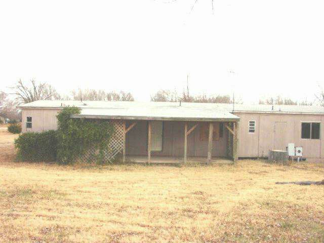 10615 Lori Ln, Mulvane, KS 67110