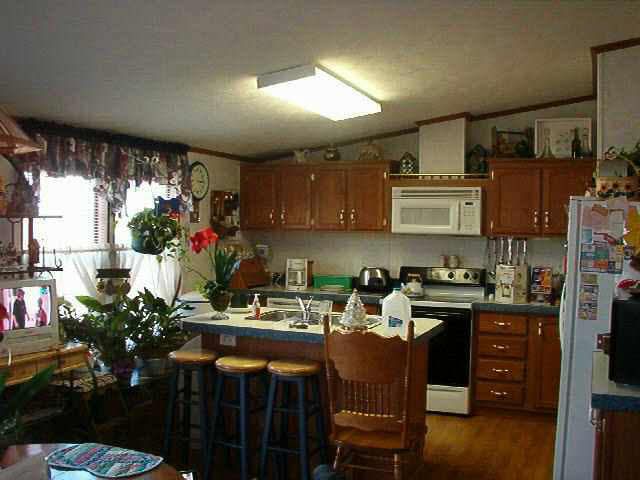 9636 202nd Rd, Winfield, KS 67156