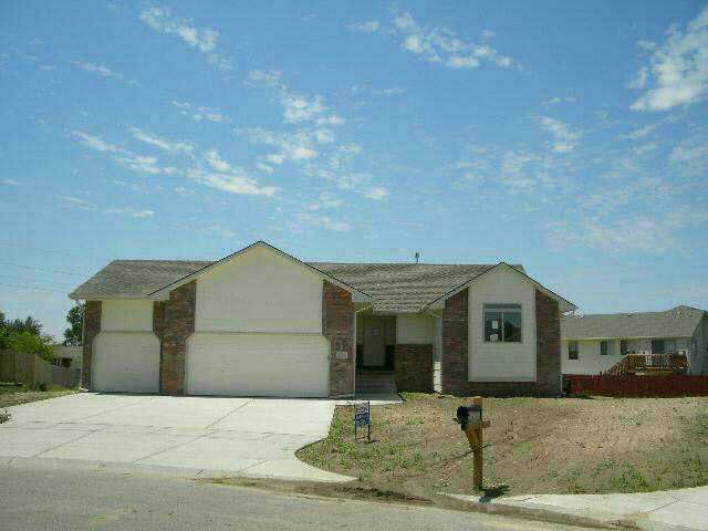 4738 S Leonine Ct, Wichita, KS 67217