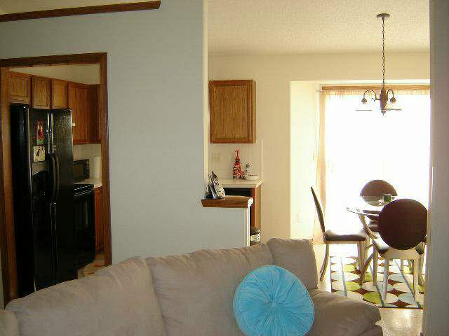 1205 W Seasons Ct, Goddard, KS 67052