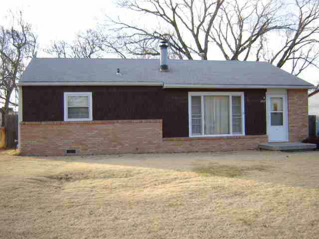 6215 N Independence, Wichita, KS 67219
