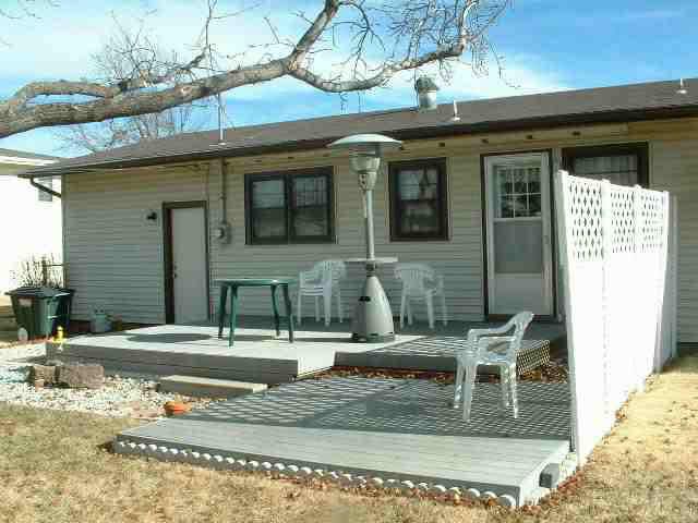 1045 Acadia, Wichita, KS 67212