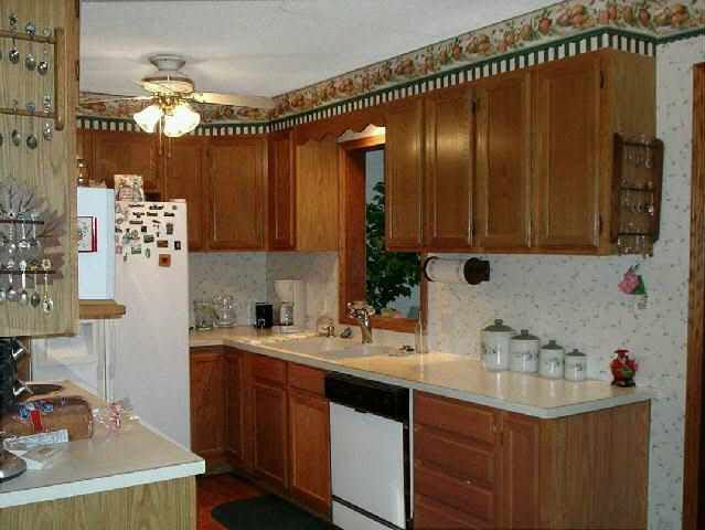 2528 E Reva, Wichita, KS 67211