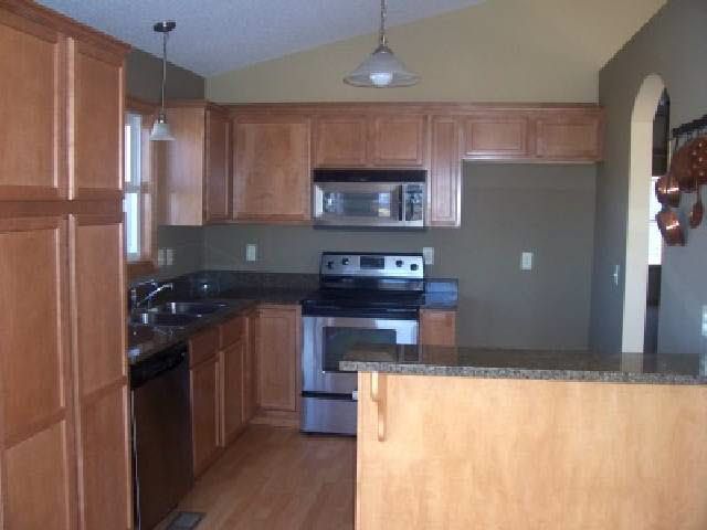 2902 E Lanners Ct, Wichita, KS 67219