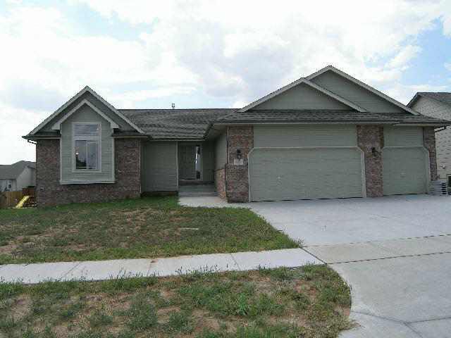 1339 Summit Rd, Derby, KS 67037