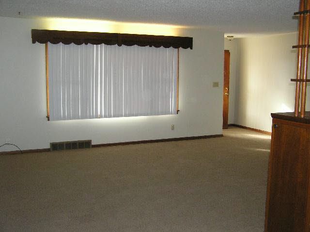 664 S Brookside, Wichita, KS 67218
