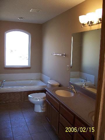 12615 E Boxthorn, Wichita, KS 67226