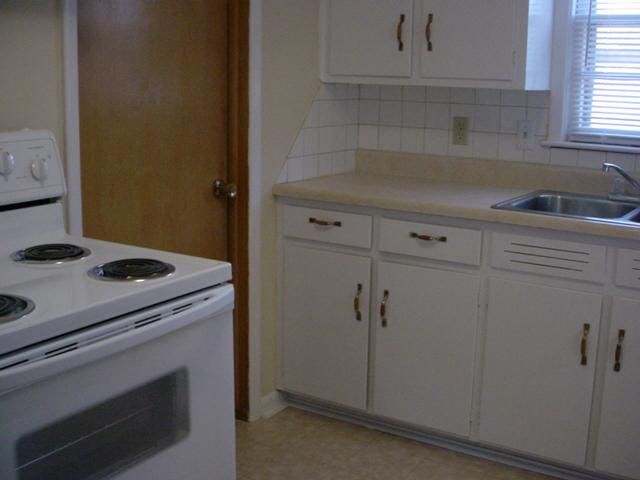 742 S Broadview, Wichita, KS 67218