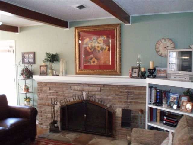 521 N Hampton St, Wichita, KS 67206