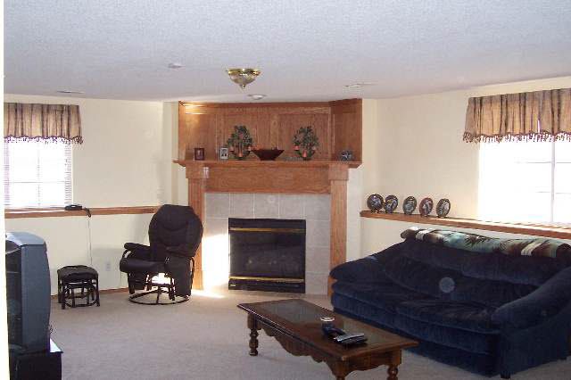 2325 E 84th St S, Haysville, KS 67060