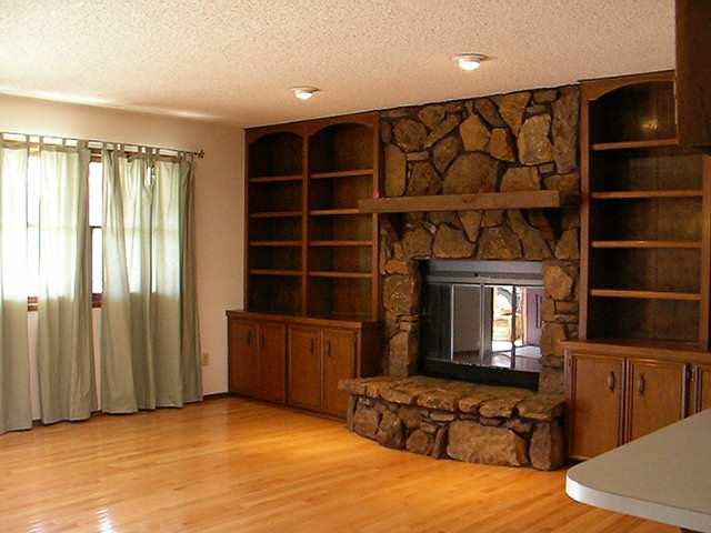 1606 Maple, Derby, KS 67037