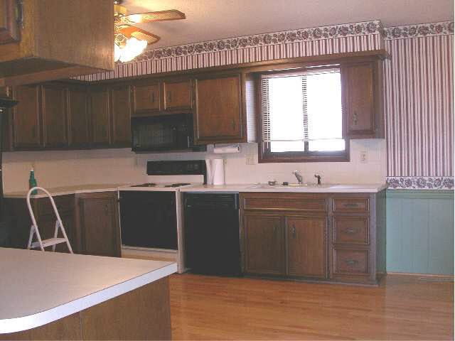 1606 Maple, Derby, KS 67037