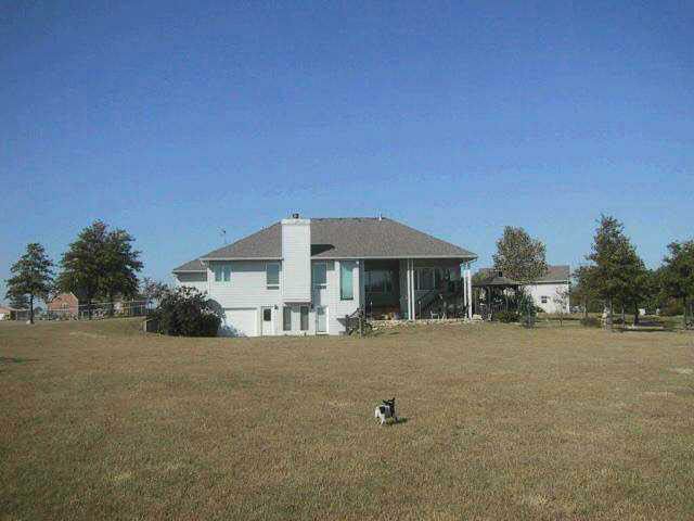 301 W Kanza, Valley Center, KS 67147