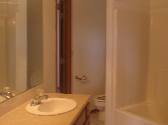 6517 E 39th St N Ct, Wichita, KS 67226