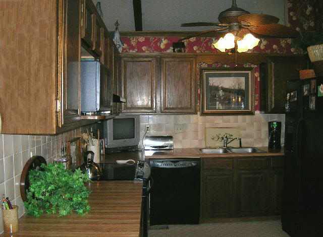 618 Sharon Ct, Derby, KS 67037