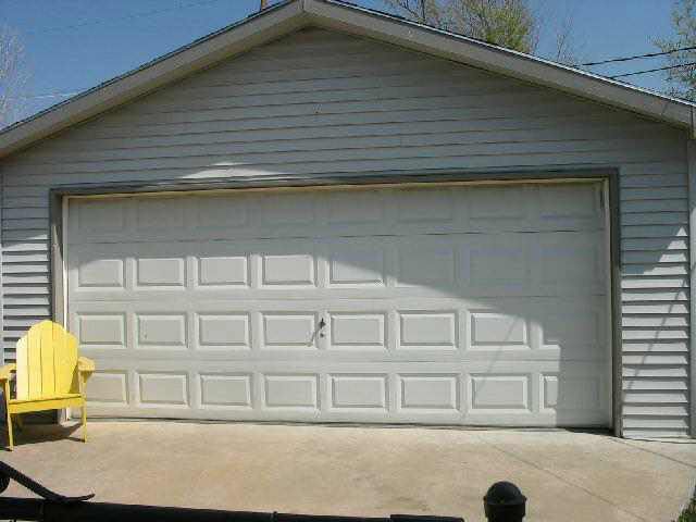 3302 S Millwood, Wichita, KS 67217