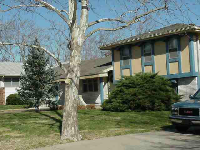 818 James, Derby, KS 67037