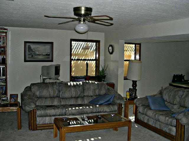524 Twisted Oak Rd, Derby, KS 67037