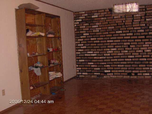 5514 S Malpaso, Wichita, KS 67217