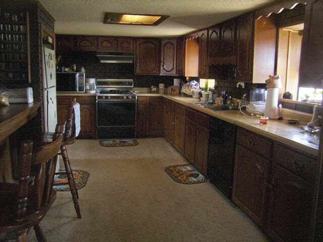 660 N Webb Rd, Wichita, KS 67206