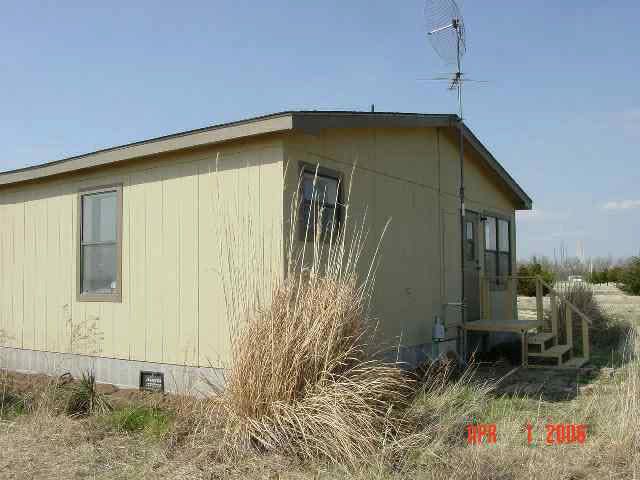 15801 E 52nd St, Derby, KS 67037