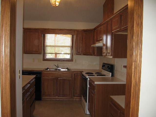10305 E Mt Vernon, Wichita, KS 67207