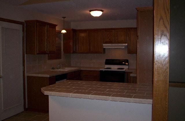 6420 Bedford Cir, Derby, KS 67037