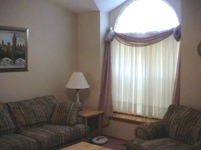 1738 Riverbirch Ct, Andover, KS 67002