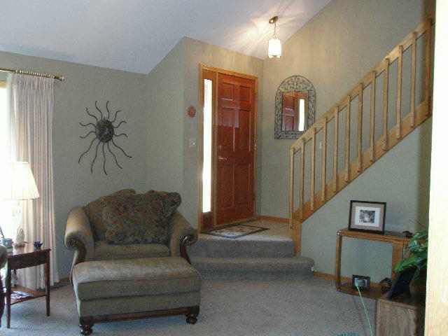 4236 Eagle Lake Ct, Bel Aire, KS 67220
