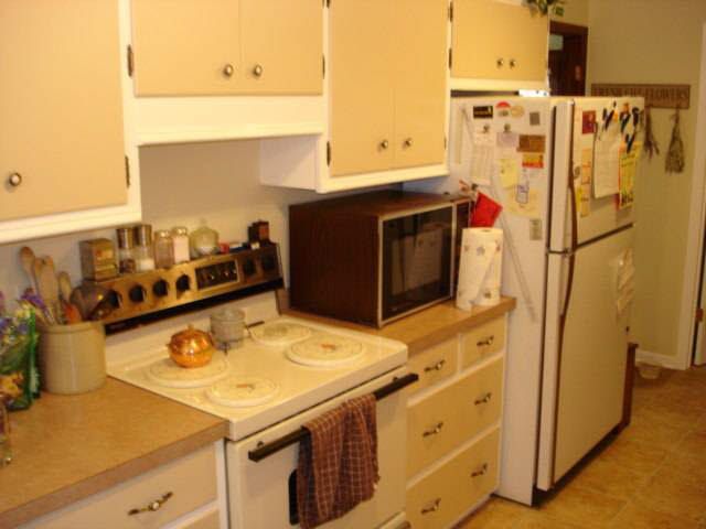 7007 W 12th St, Wichita, KS 67212