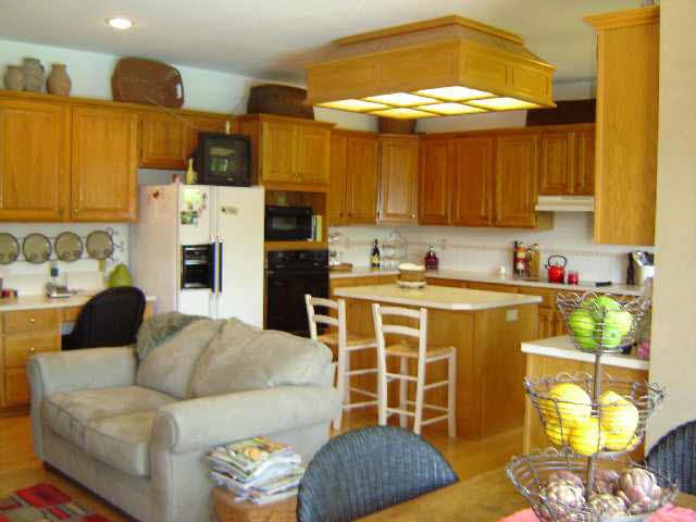 9251 N Seneca, Wichita, KS 67147