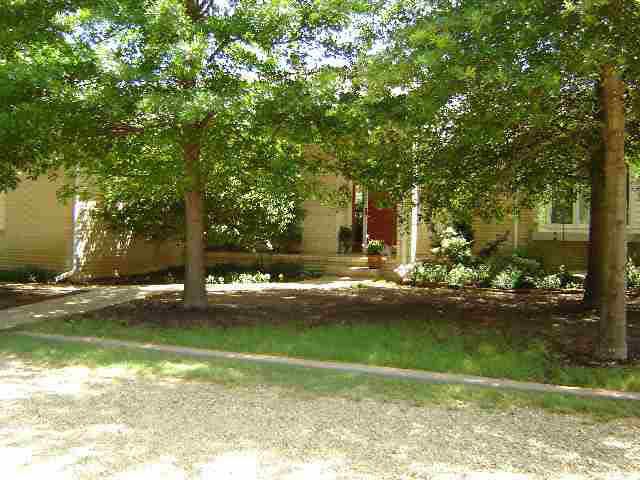 9251 N Seneca, Wichita, KS 67147