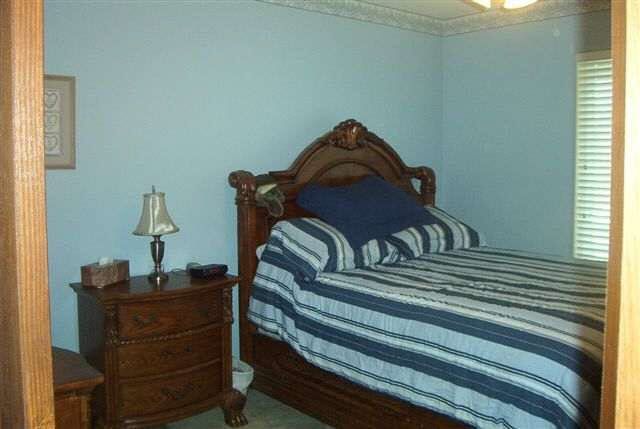 1119 Raintree, Derby, KS 67037