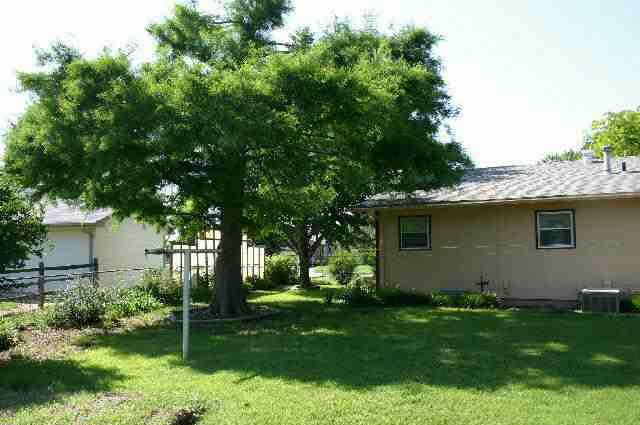 1654 Murray, Wichita, KS 67212