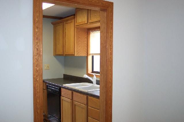 525 N Elizabeth, Mulvane, KS 67110