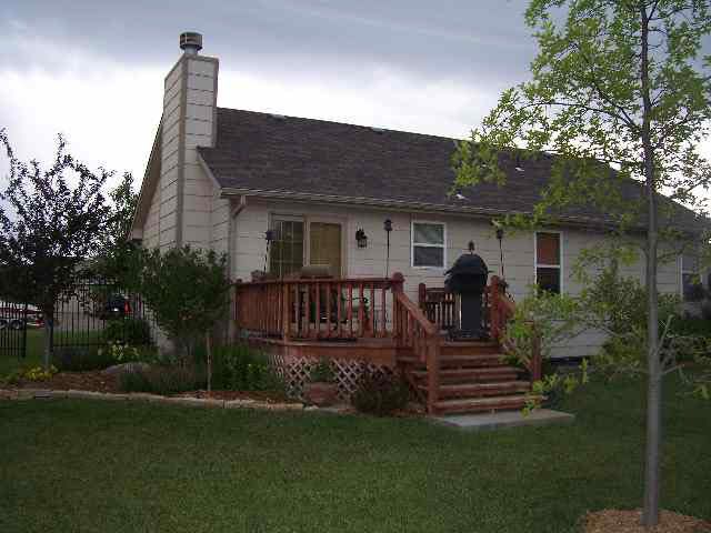 2318 S Leecrest, Wichita, KS 67209