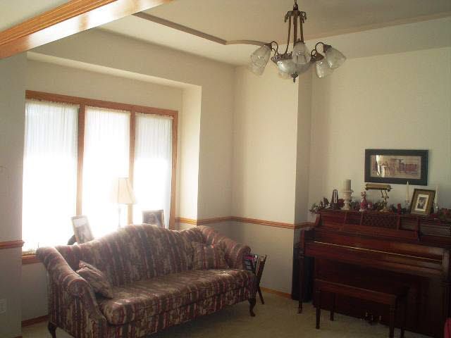 917 N Cedar Downs Cir, Wichita, KS 67235