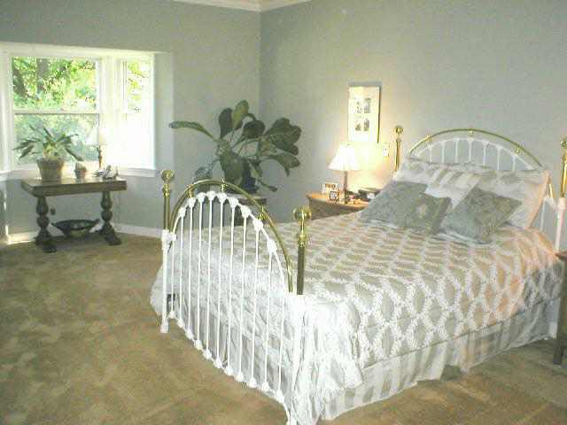 12550 E Lynne, Wichita, KS 67207