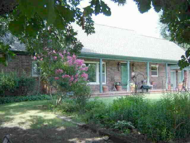 12550 E Lynne, Wichita, KS 67207