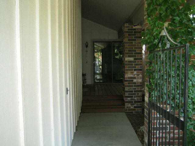 7700 E 13th St #33, Wichita, KS 67206