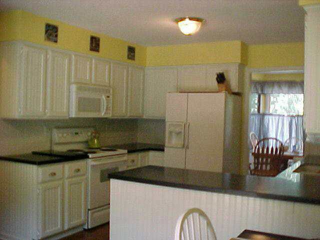 1712 Cresthill, Derby, KS 67037