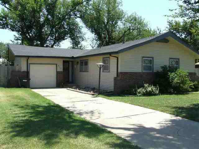312 N Brownthrush, Wichita, KS 67212